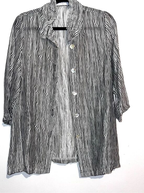 Terra Tops - Striped Button-Down Shirt Jacket - Black & White